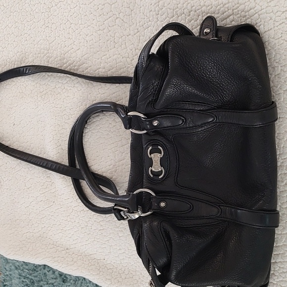 Michael kors Elegant Black Leather Handbag - Picture 5 of 9